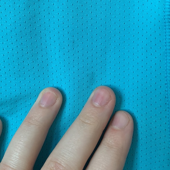 Under Armour Heat Gear Fitted Sleeveless Muscle Tee - Picture 7 of 7